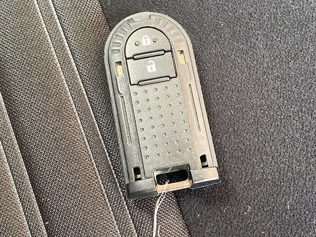 Toyota PIXIS JOY 2016-10 7317-23