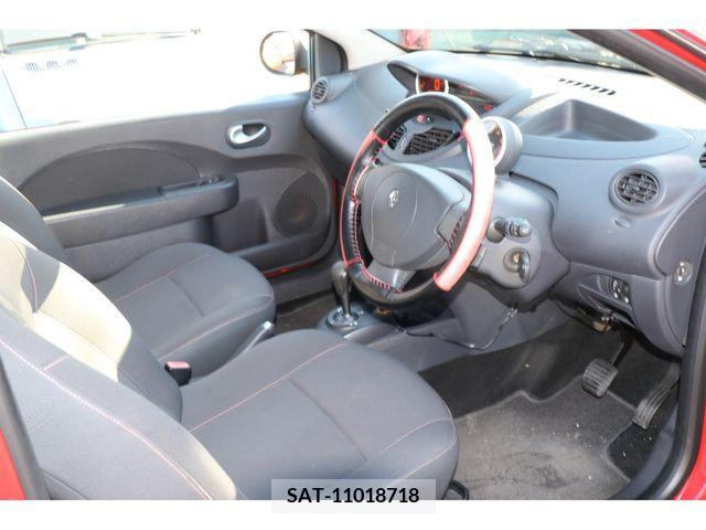 Renault TWINGO 2010-10 202481-10