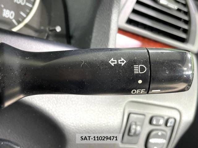 Toyota Aurion 2011-01 323202-7