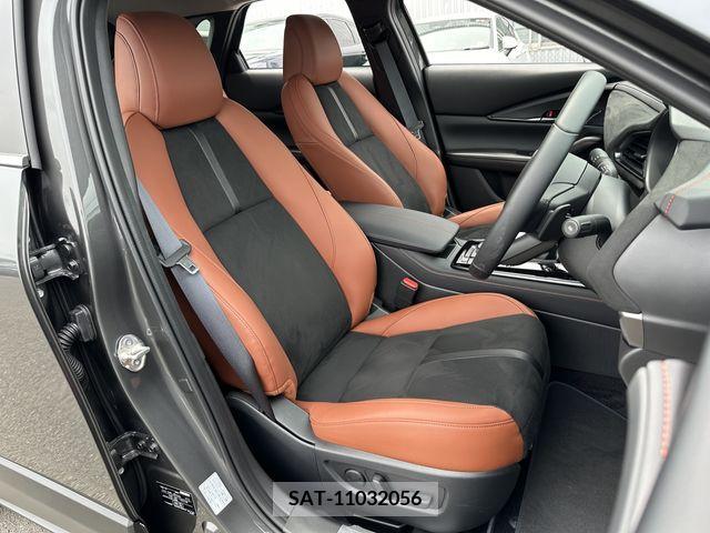 Mazda CX-30 2023-10 332361-13