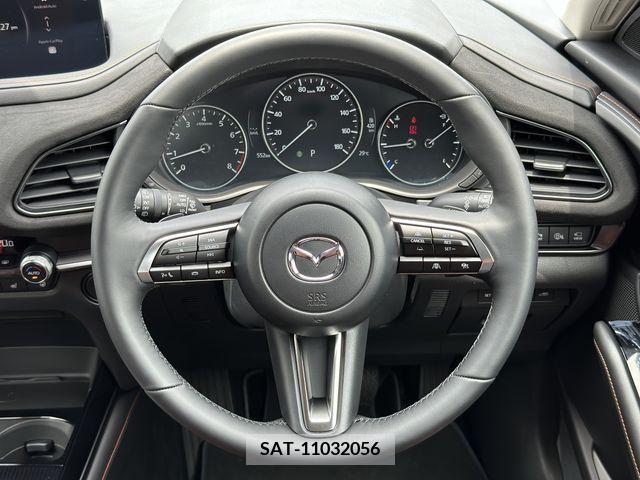 Mazda CX-30 2023-10 332361-8