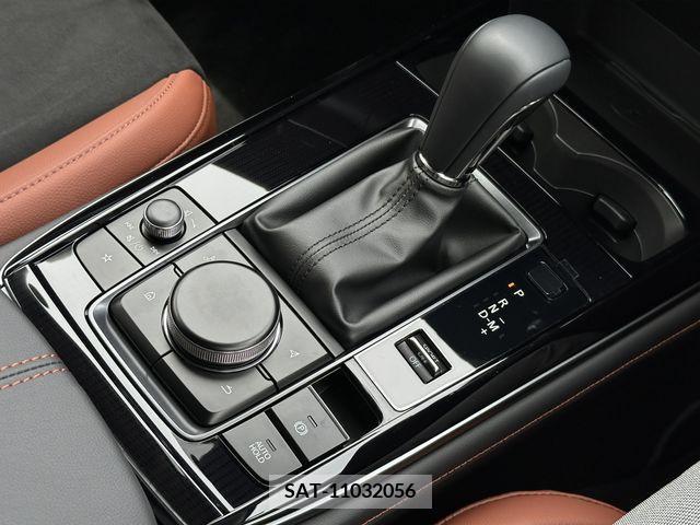 Mazda CX-30 2023-10 332361-7