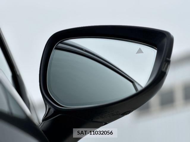 Mazda CX-30 2023-10 332361-21