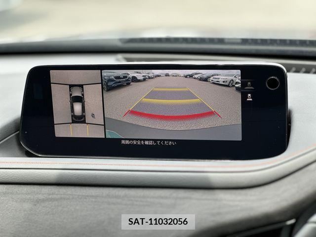 Mazda CX-30 2023-10 332361-3
