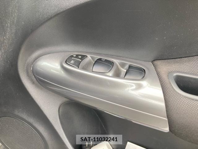 Nissan JUKE 2010-11 391609-10