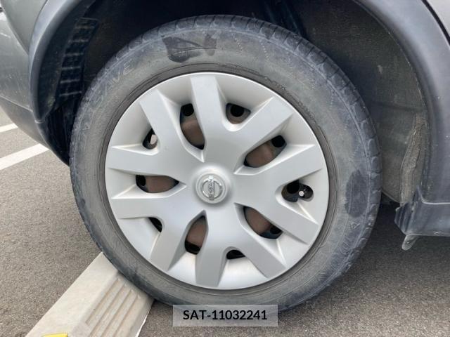 Nissan JUKE 2010-11 391609-6
