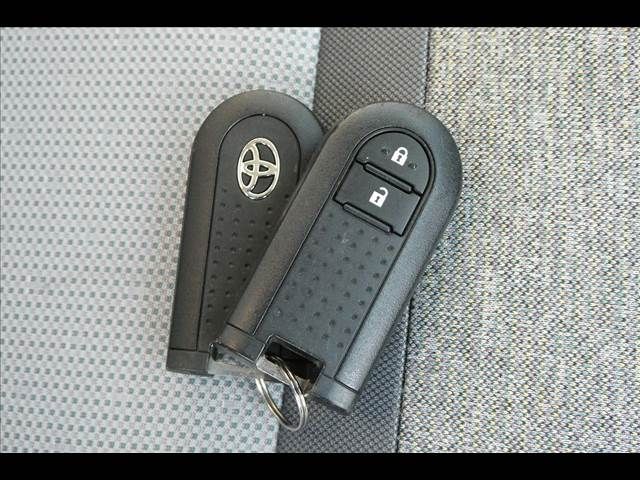 Toyota PASSO 2018-11 193518-4