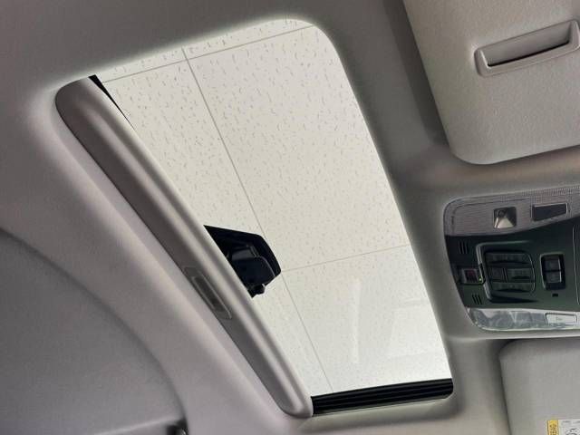 Toyota ALPHARD 2022-05 28910-2
