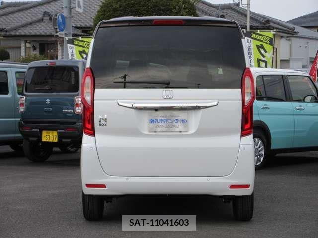 Honda N BOX 2023-01 203891-6