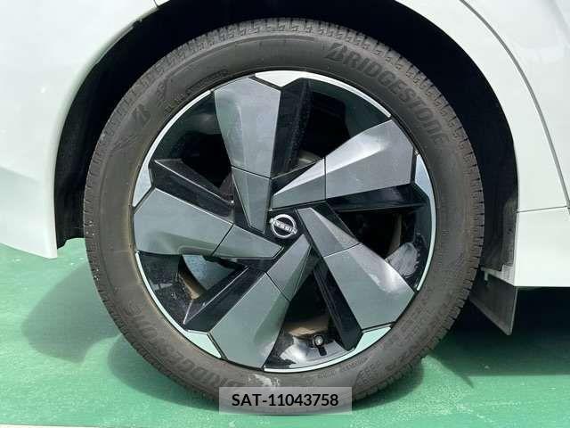 Nissan AURA 2021-12 356666-11