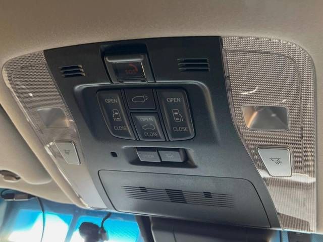 Toyota ALPHARD 2022-11 13702-8