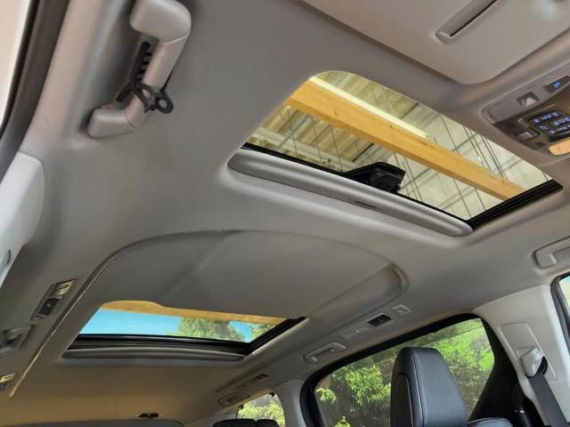 Toyota ALPHARD 2022-11 13702-4