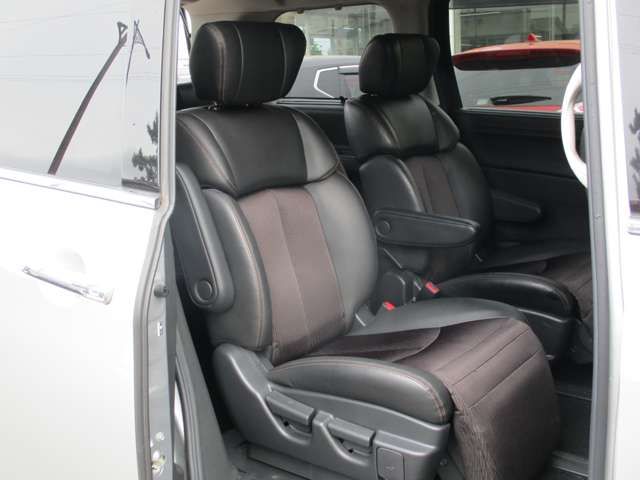 Nissan ELGRAND 2018-03 3431-9