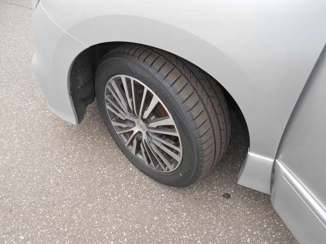 Nissan ELGRAND 2018-03 3431-10