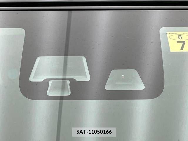 Nissan ROOX 2017-07 323838-4