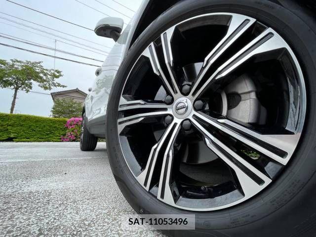 Volvo XC40 2019-11 288809-14