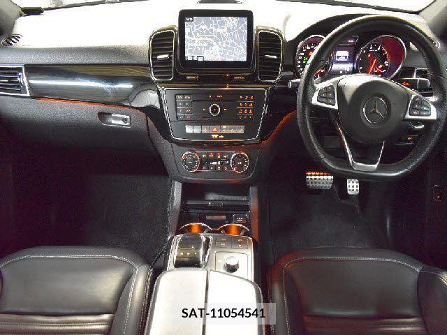 Amg E-CLASS 2018-05 356067-1