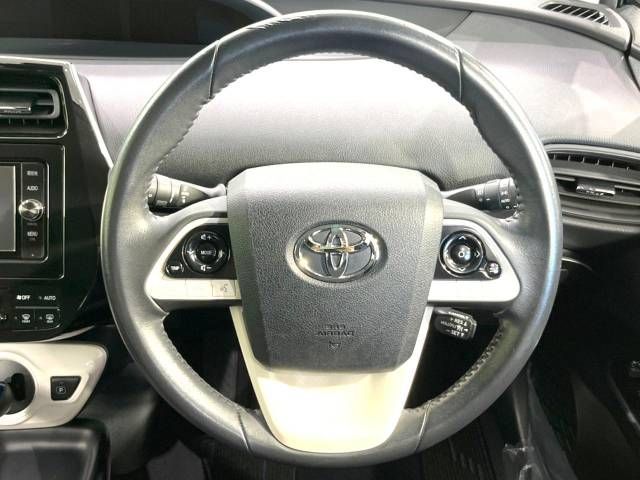 Toyota PRIUS 2017-03 16785-8