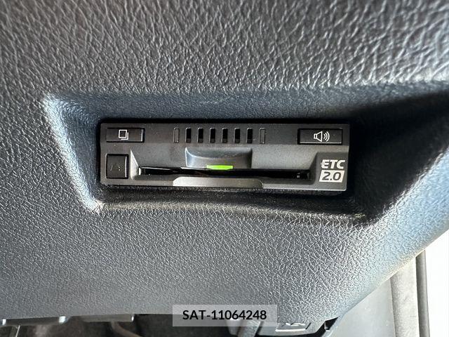 Toyota SIENTA 2017-06 314697-18