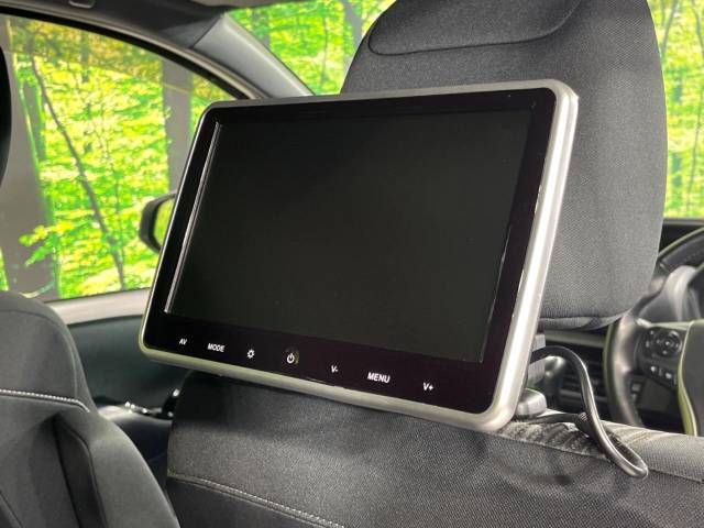 Toyota VOXY 2018-07 5420-7
