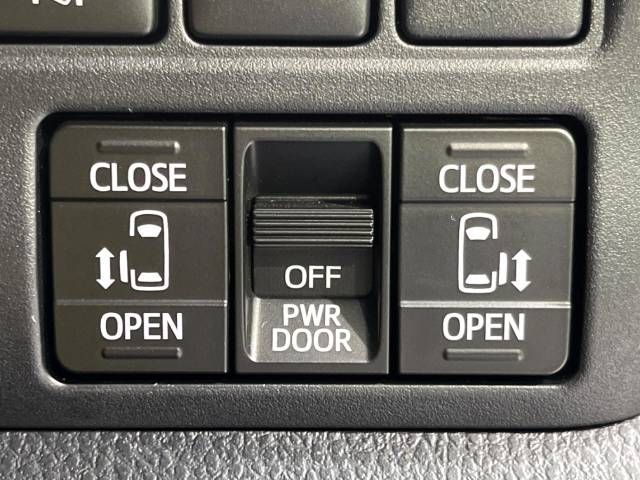 Toyota VOXY 2018-07 5420-3