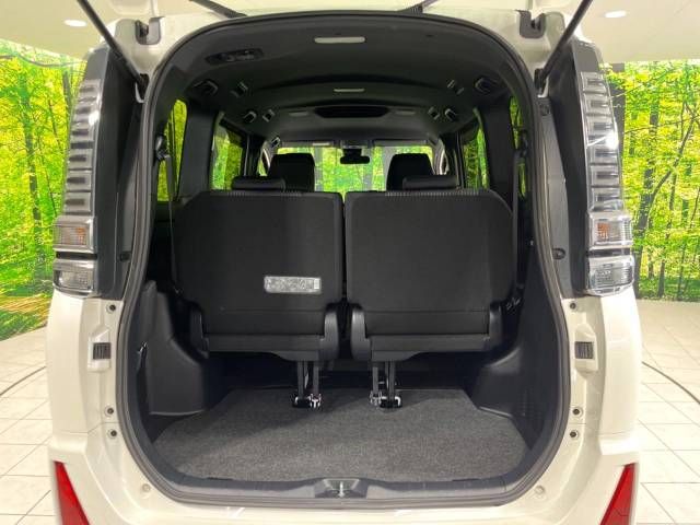 Toyota VOXY 2018-07 5420-11
