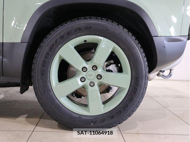ROVER DEFENDER 2023-03 333562-29