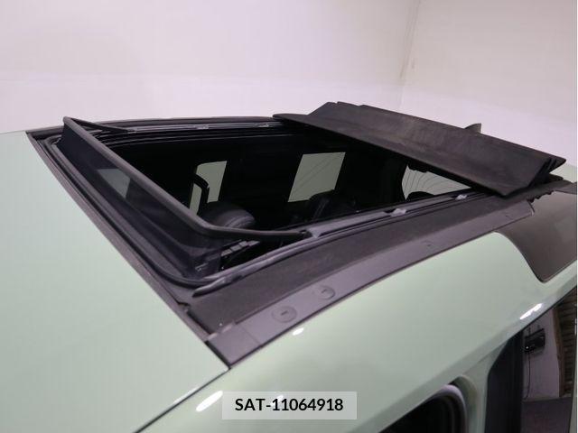 ROVER DEFENDER 2023-03 333562-18