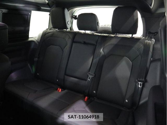 ROVER DEFENDER 2023-03 333562-15