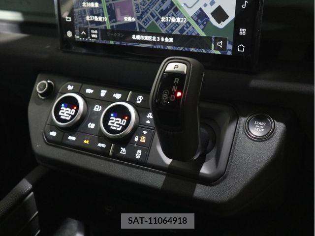 ROVER DEFENDER 2023-03 333562-11