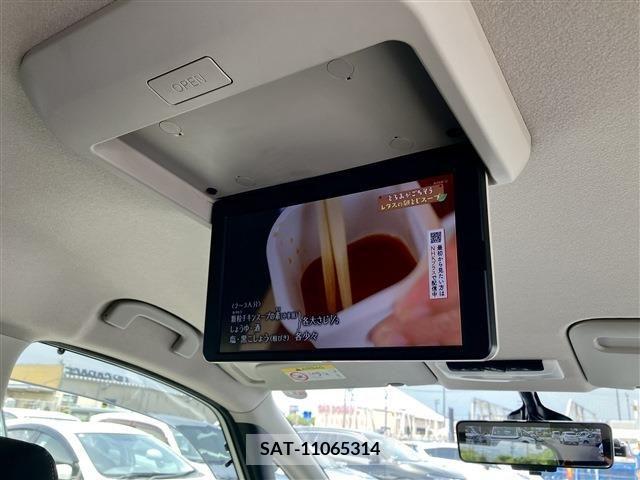 Nissan SERENA 2019-04 284260-3