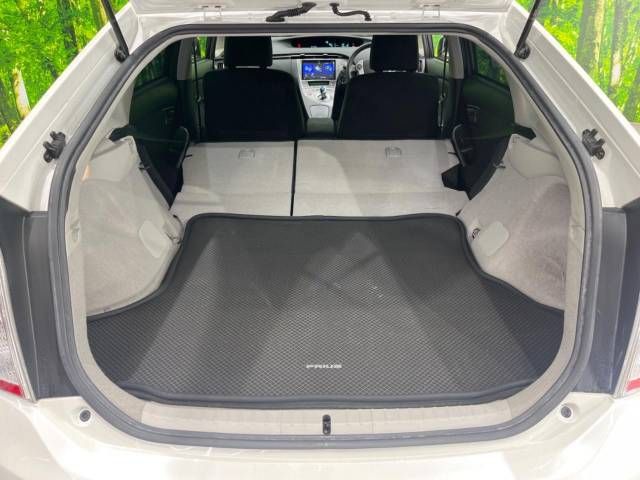 Toyota PRIUS 2014-07 27775-10