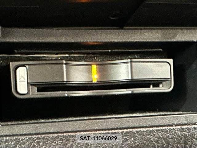 Mitsubishi PAJERO 2010-10 213273-12