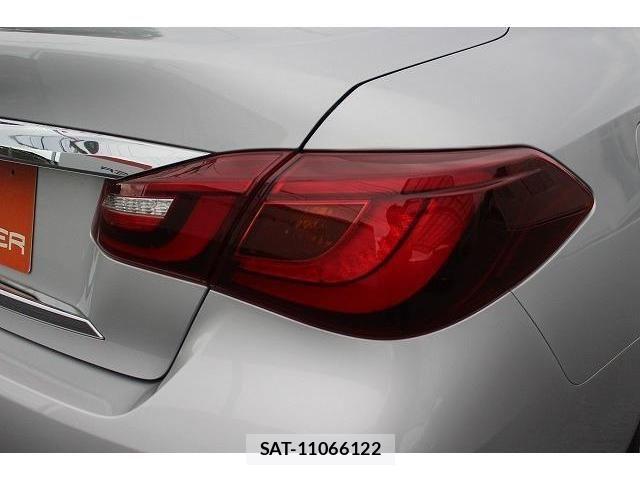 Nissan FUGA 2016-04 456058-10