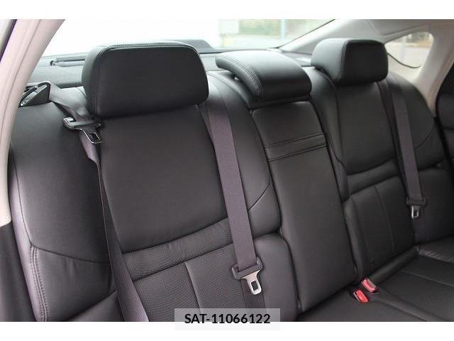 Nissan FUGA 2016-04 456058-13