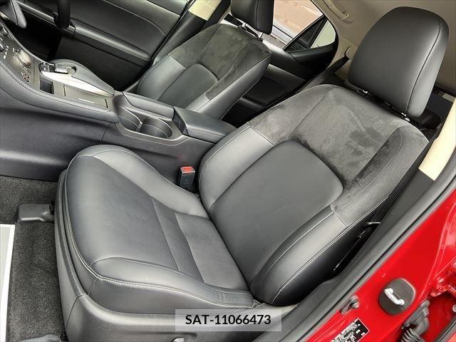 Lexus CT 2020-11 387492-11