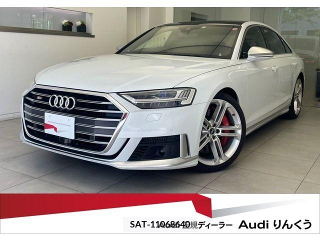 Audi S8 2022-02 317967-0