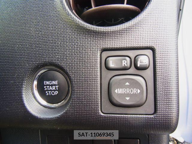 Toyota SPADE 2014-09 368738-15