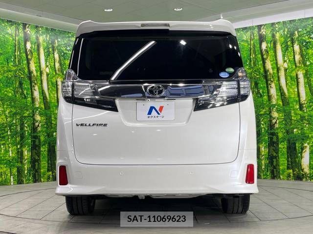 Toyota VELLFIRE 2016-02 234812-16