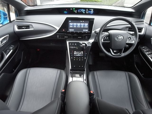 Toyota Mirai 2015-06 4805-2