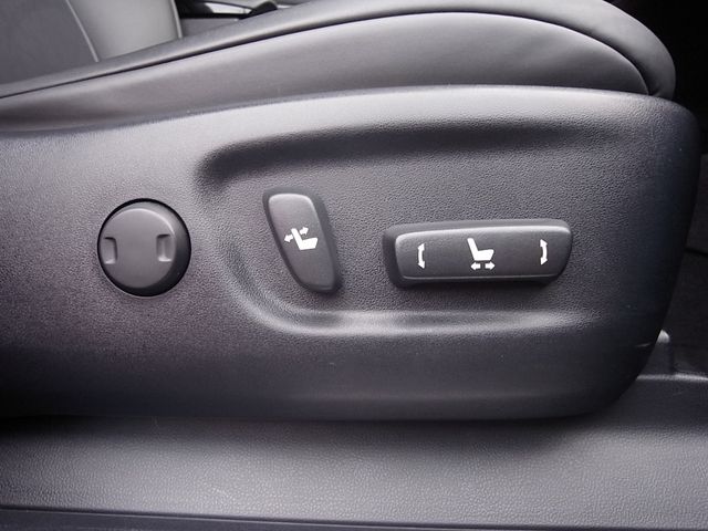 Toyota Mirai 2015-06 4805-10