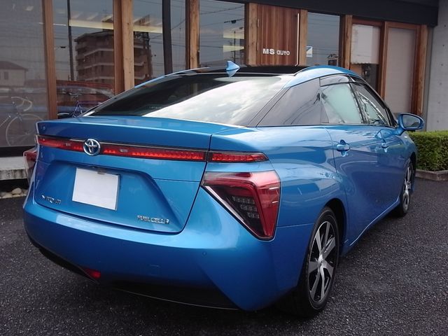 Toyota Mirai 2015-06 4805-1