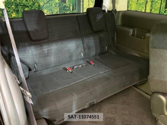 Honda e 2011-08 253438-10