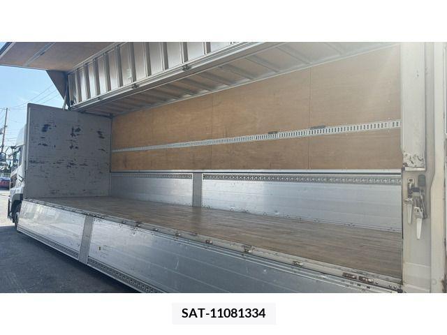 Nissan QUON 2019-06 366842-16