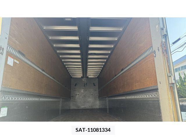 Nissan QUON 2019-06 366842-7