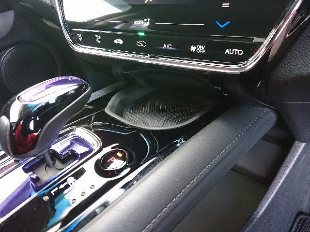 Honda VEZEL 2015-04 29059-15