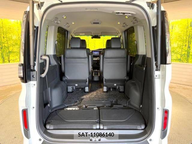 Honda e 2017-12 394343-11