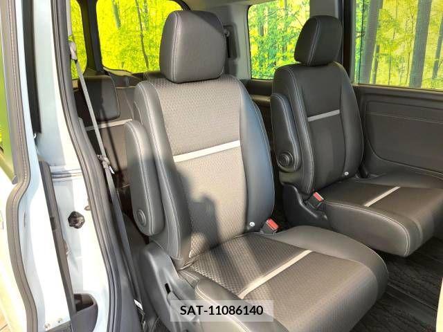 Honda e 2017-12 394343-9