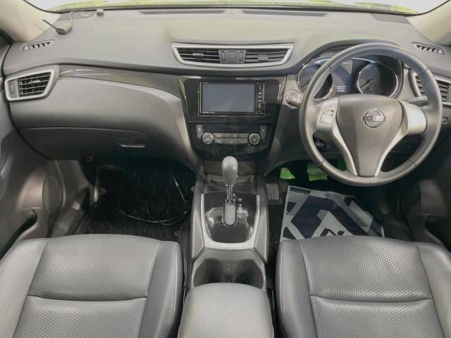 Nissan X-TRAIL 2015-03 189510-1