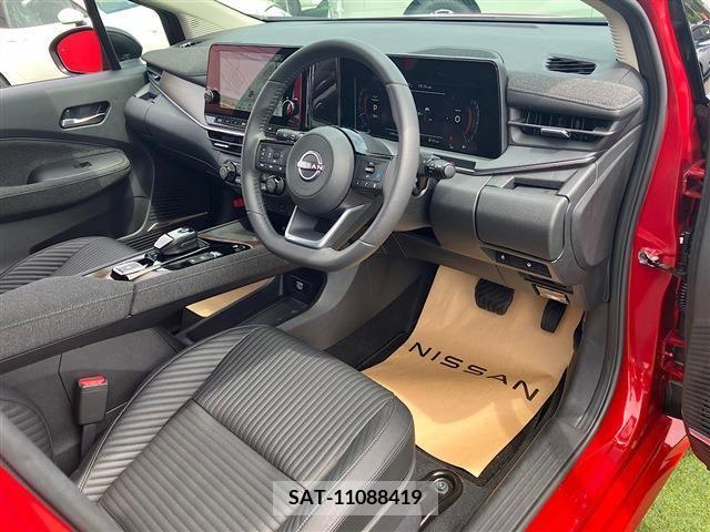 Nissan AURA 2023-11 356669-27